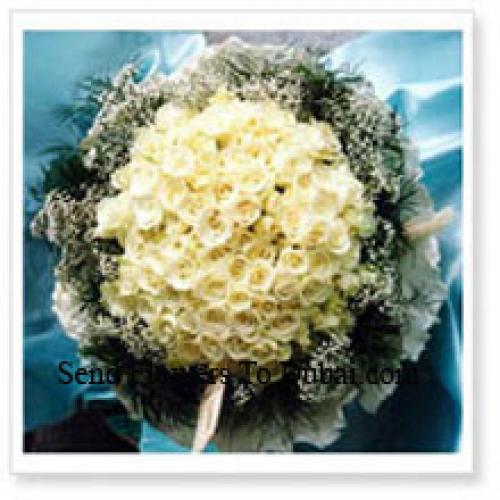 Elegant 100 White Roses